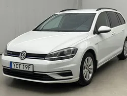 Vit Begagnad 2020 VW Golf VIII | 139 000 kr (Dyr)