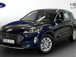 Silver Begagnad 2022 Ford Kuga Titanium SUV | 259 900 kr (Marknadspris)