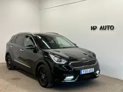 Svart Begagnad 2018 Kia Niro Advance SUV | 153 000 kr (Marknadspris)