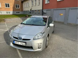 Silver Begagnad 2010 Toyota Prius Halvkombi | 79 900 kr (Lite dyr)