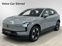 Grå Begagnad 2024 Volvo EX30 Single Motor Extended Range SUV | 389 900 kr (Bra pris)