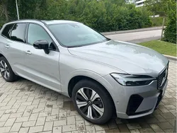 Silver Begagnad 2023 Volvo XC60 R-Design SUV | 490 000 kr (Bra pris)