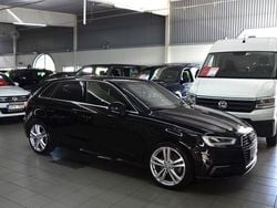 Svart Begagnad 2020 Audi A3 Sportback e-tron Sport Sedan | 249 900 kr (Bra pris)