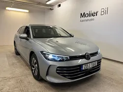Silver (oyster silver metallic) Begagnad 2024 VW Passat Business Kombi | 369 900 kr (Dyr)