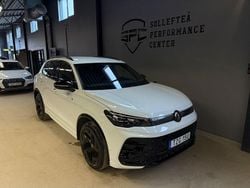 Vit Begagnad 2024 VW Tiguan R-line SUV | 449 900 kr (Lite dyr)