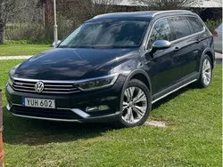 VW Passat Alltrack