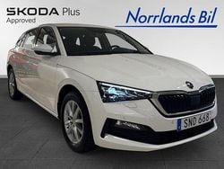 Vit (candy white) Begagnad 2022 Skoda Scala Style Halvkombi | 189 900 kr (Marknadspris)