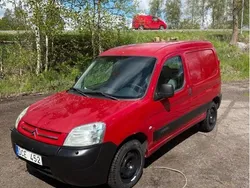 Röd Begagnad 2007 Citroën Berlingo Minibuss | 18 000 kr (Bra pris)