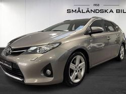 Brun Begagnad 2014 Toyota Auris Touring Sports Multidrive S Kombi | 105 000 kr (Marknadspris)