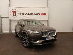 Grå Begagnad 2023 Volvo XC90 Plus SUV | 669 900 kr (Marknadspris)