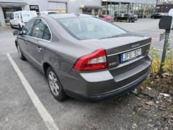 Grå Begagnad 2007 Volvo S80 Kinetic Sedan | 43 000 kr (Marknadspris)