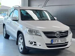 Vit Begagnad 2011 VW Tiguan Sportline SUV | 99 900 kr (Bra pris)
