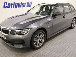 Gråmetallic Begagnad 2022 BMW 330 Sport Line Kombi | 329 000 kr (Marknadspris)