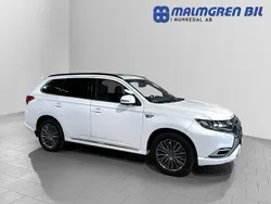 Vit Begagnad 2019 Mitsubishi Outlander P-HEV Edition SUV | 219 000 kr (Marknadspris)