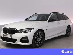 Vit Begagnad 2021 BMW 330e M Sport Kombi | 359 900 kr (Marknadspris)