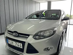 Grå Begagnad 2013 Ford Focus Titanium Kombi | 54 900 kr (Marknadspris)