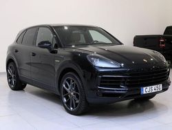 Svart Begagnad 2020 Porsche Cayenne Sport SUV | 549 900 kr