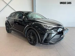 Svart Begagnad 2022 Toyota C-HR Executive SUV | 229 900 kr (Marknadspris)