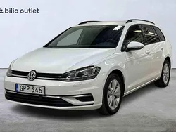 Vit Begagnad 2018 VW Golf VII Kombi | 174 900 kr (Marknadspris)