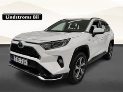Vit Begagnad 2021 Toyota RAV4 Hybrid Edition SUV | 379 000 kr (Marknadspris)
