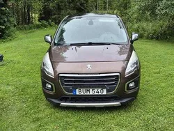 Brun Begagnad 2014 Peugeot 3008 Kombi | 64 000 kr (Marknadspris)