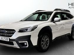 Vit (white) Begagnad 2023 Subaru Outback SUV | 369 900 kr (Marknadspris)