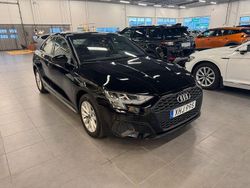 Svart Begagnad 2021 Audi A3 Comfort Sedan | 239 000 kr (Lite dyr)