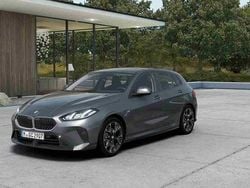 Grå Begagnad 2025 BMW 120 Halvkombi | 369 000 kr
