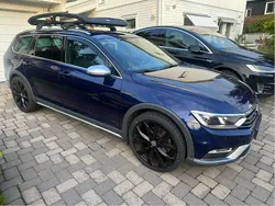 Blå Begagnad 2018 VW Passat Alltrack Kombi | 159 000 kr (Superpris)