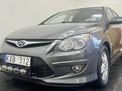 Grå Begagnad 2010 Hyundai i30 Halvkombi | 44 900 kr (Marknadspris)