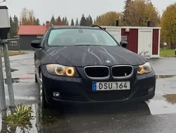 Blå Begagnad 2009 BMW 320 Comfort Edition Kombi | 80 000 kr (Marknadspris)