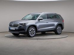 Grå Begagnad 2023 Skoda Kodiaq Business Line SUV | 409 000 kr (Marknadspris)