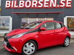Röd Begagnad 2018 Toyota Aygo X-play Halvkombi | 99 000 kr (Marknadspris)