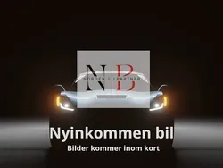 Silver Begagnad 2015 Toyota Yaris Hybrid Active Halvkombi | 129 900 kr (Marknadspris)