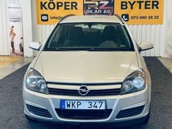 Grå Begagnad 2004 Opel Astra Kombi | 27 900 kr (Marknadspris)