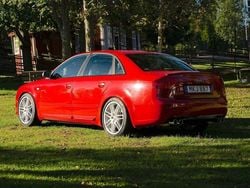 Röd Begagnad 2006 Audi S4 Sedan | 130 000 kr (Bra pris)