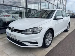 Vit Begagnad 2018 VW Golf VII Kombi | 179 900 kr (Lite dyr)