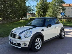 Vit Begagnad 2010 Mini Cooper D Chili Halvkombi | 60 000 kr (Bra pris)