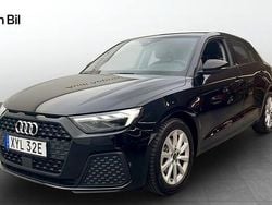 Svart Begagnad 2025 Audi A1 Sportback Proline Halvkombi | 259 000 kr (Marknadspris)