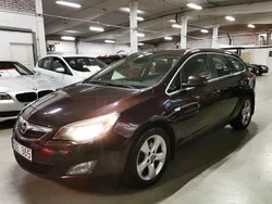 Mörkbrun Begagnad 2011 Opel Astra Enjoy Kombi | 34 900 kr (Marknadspris)