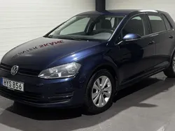 Mörkblå Begagnad 2013 VW Golf VII Halvkombi | 84 900 kr (Marknadspris)