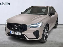 Grå Ny 2025 Volvo XC60 Plus SUV | 719 900 kr (Dyr)