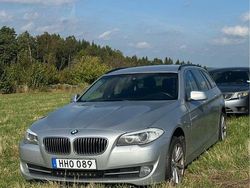 Grå Begagnad 2012 BMW 520 Kombi | 60 000 kr (Lite dyr)