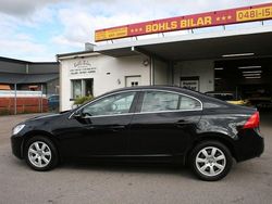 Svart Begagnad 2012 Volvo S60 Momentum Sedan | 119 000 kr (Marknadspris)