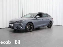 Grå (graphene grey) Begagnad 2025 Cupra Leon Kombi | 359 500 kr (Dyr)