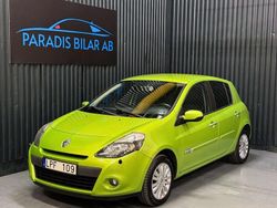 Grön Begagnad 2011 Renault Clio R.S. Halvkombi | 44 900 kr (Marknadspris)