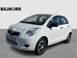Vit Begagnad 2008 Toyota Yaris Halvkombi | 44 900 kr (Dyr)