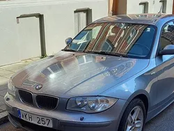 Blå Begagnad 2005 BMW 120 Advantage Halvkombi | 30 000 kr (Superpris)