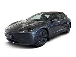Grå Begagnad 2023 Tesla Model 3 Long Range AWD Sedan | 462 300 kr