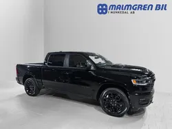 Svart (diamond black crystal) Ny 2025 Dodge Ram Limited Pickup | 1 332 500 kr (Marknadspris)